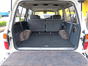 ランクル８０４ｘ４　ＡＲＢ　角目四灯　リフトアップ