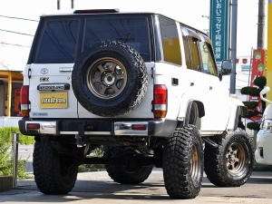 トヨタ ランドクルーザー70 4.2 ZX ディーゼル 4WD(604361342