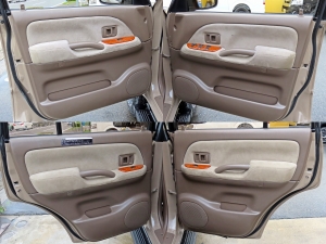 ランクルプラドベージュ　後期モデル　ＴＸ－Ｌｔｄ　丸目