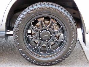 ランクル２００シルバー　革シート　ＭＫＷ　ＭＫ６６