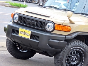 ＦＪクルーザーベージュ　リフトアップ　トレイル仕様