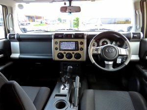 ＦＪクルーザーベージュ　リフトアップ　トレイル仕様