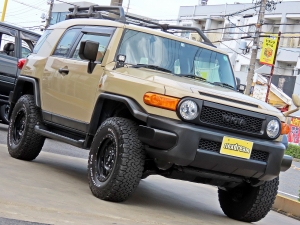 ＦＪクルーザーベージュ　リフトアップ　トレイル仕様