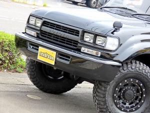 ランクル８０ランクル８０　ブラック　角目四灯　４ｘ４　ＡＲＢ