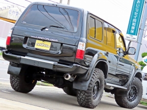 ランクル８０ランクル８０　ブラック　角目四灯　４ｘ４　ＡＲＢ