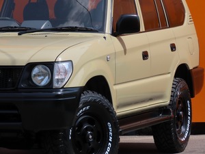 ランクルプラドクラシック　丸目　アウトドア　レジャー　キャンプ　日帰り　おしゃれ　車中泊　