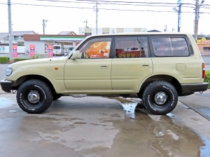 ランクル８０クラシックコンプリート　角目四灯　ベージュ