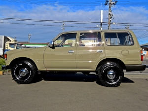 ランクル８０クラシックコンプリート　丸目換装　ベージュ