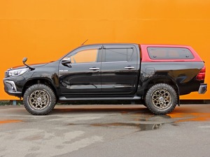 ハイラックスキャノピー　TRD　グリル