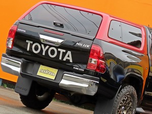 ハイラックスキャノピー　TRD　グリル