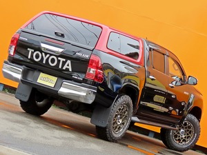 ハイラックスキャノピー　TRD　グリル