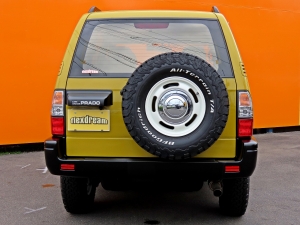 ランクルプラド後期モデル　本革シート　丸目フェイス　ＴＯＹＯＴＡロゴグリル