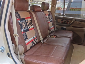 ランクル１００ベージュ　丸目フェイス　ＦＤ－Ｃｌａｓｓｉｃ