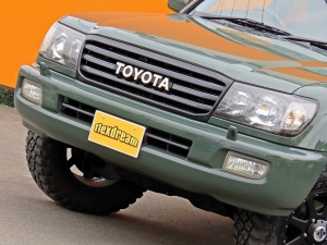 ランクル１００アーミーグリーン　ライノラック　オーニング　ＴＯＹＯＴＡロゴグリル