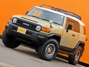 ＦＪクルーザーベージュ　ＵＳ仕様カスタム　リフトアップ