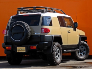 ＦＪクルーザーリフトアップ　オフロードＰＫＧ　ビルシュタイン