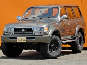 ランクル８０キャンプ　アウトドア　レジャー　４ＷＤ　ＳＵＶ
