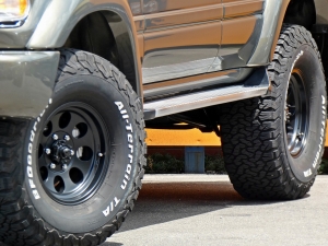 ランクル８０キャンプ　アウトドア　レジャー　４ＷＤ　ＳＵＶ