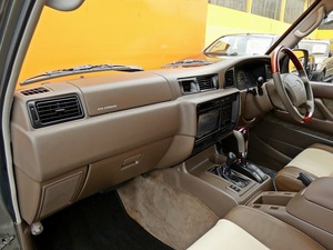 ランクル８０キャンプ　アウトドア　レジャー　４ＷＤ　ＳＵＶ