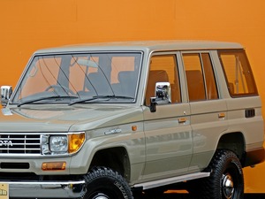ランクルプラドキャンプ　アウトドア　レジャー　４ＷＤ　ＳＵＶ