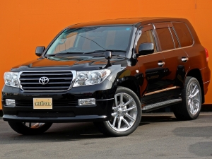 ランクル２００１ＵＲ４６００ｃｃエンジン　ブラック　改良後前期モデル