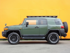ＦＪクルーザーアーミーグリーン　４ｘ４ＡＲＢルーフラック