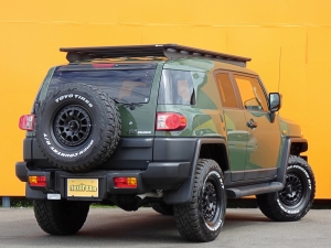 ＦＪクルーザーアーミーグリーン　４ｘ４ＡＲＢルーフラック