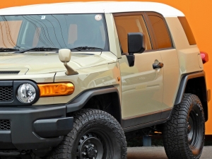 ＦＪクルーザーベージュ　４ｘ４ＡＲＢ　リフトアップ