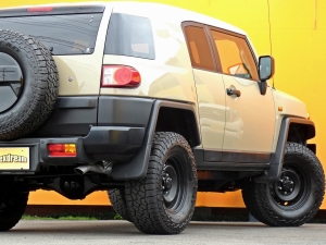 ＦＪクルーザーベージュ　４ｘ４ＡＲＢ　リフトアップ