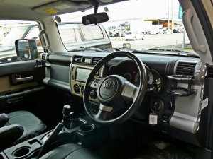 ＦＪクルーザーベージュ　４ｘ４ＡＲＢ　リフトアップ