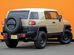 ＦＪクルーザーベージュ　４ｘ４ＡＲＢ　リフトアップ
