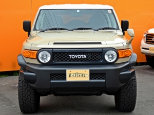 ＦＪクルーザーベージュ　４ｘ４ＡＲＢ　リフトアップ