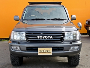 ランクル１００グレー　リフトアップ　ＴＯＹＯＴＡロゴグリル