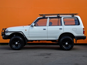 ランクル８０４ｘ４ＡＲＢ　ディーゼル　マニュアル　リフトアップ