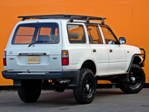 ランクル８０４ｘ４ＡＲＢ　ディーゼル　マニュアル　リフトアップ