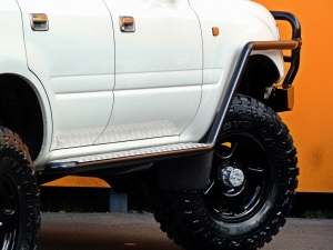 ランクル８０４ｘ４ＡＲＢ　ディーゼル　マニュアル　リフトアップ
