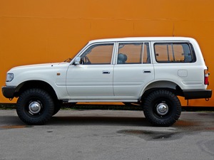 ランクル８０キャンプ　アウトドア　レジャー　４ＷＤ　ＳＵＶ