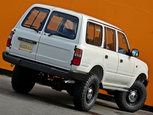 ランクル８０キャンプ　アウトドア　レジャー　４ＷＤ　ＳＵＶ