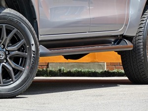 ハイラックスタコマックス　ＴＲＤロールバー　シルバー
