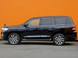 ランクル２００キャンプ　アウトドア　レジャー　４ＷＤ　ＳＵＶ