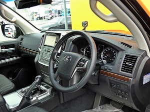 ランクル２００キャンプ　アウトドア　レジャー　４ＷＤ　ＳＵＶ