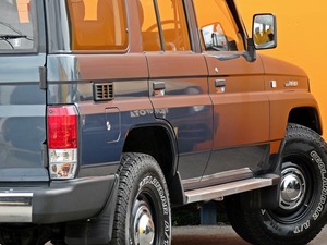 ランクルプラドキャンプ　アウトドア　レジャー　４ＷＤ　ＳＵＶ