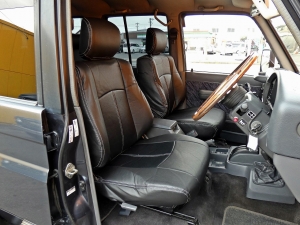 ランクルプラドキャンプ　アウトドア　レジャー　４ＷＤ　ＳＵＶ