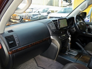 ランクル２００キャンプ　アウトドア　レジャー　４ＷＤ　ＳＵＶ