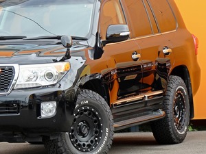ランクル２００キャンプ　アウトドア　レジャー　４ＷＤ　ＳＵＶ