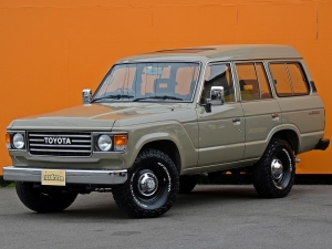 ランクル６０ベージュ　丸目　ハイルーフ　ガソリン　オートマ