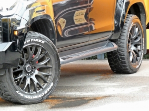ハイラックスＧＲーＳｐｏｒｔｓ　ＡＲＢ　タンドラフェイス