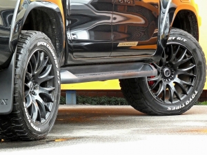 ハイラックスＧＲーＳｐｏｒｔｓ　ＡＲＢ　タンドラフェイス