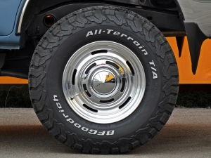 ハイラックスサーフクラシックカスタム　１８５サーフ　ＴＯＹＯＴＡロゴグリル