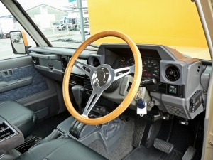 ランクル７０キャンプ　アウトドア　レジャー　４ＷＤ　ＳＵＶ